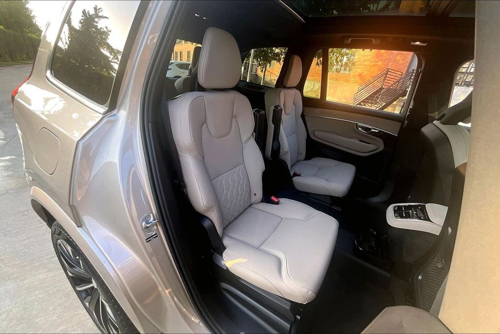 2027 Volvo XC90 B6 Plus 6-Seater