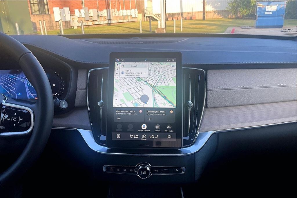 2027 Volvo XC90 B6 Plus 6-Seater