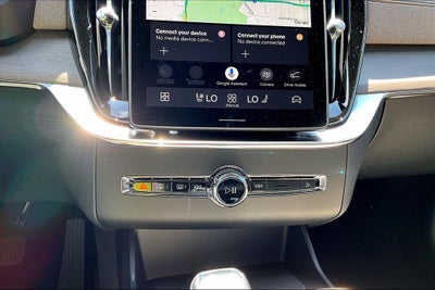 2026 Volvo XC90 B6 Plus 6-Seater