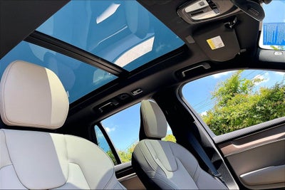 2026 Volvo XC90 B6 Plus 6-Seater