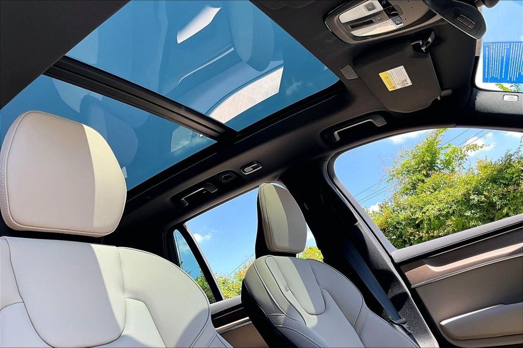 2026 Volvo XC90 B6 Plus 6-Seater