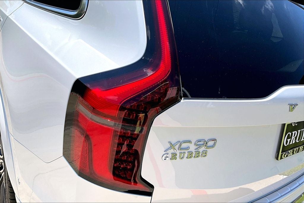 2026 Volvo XC90 B6 Plus 6-Seater