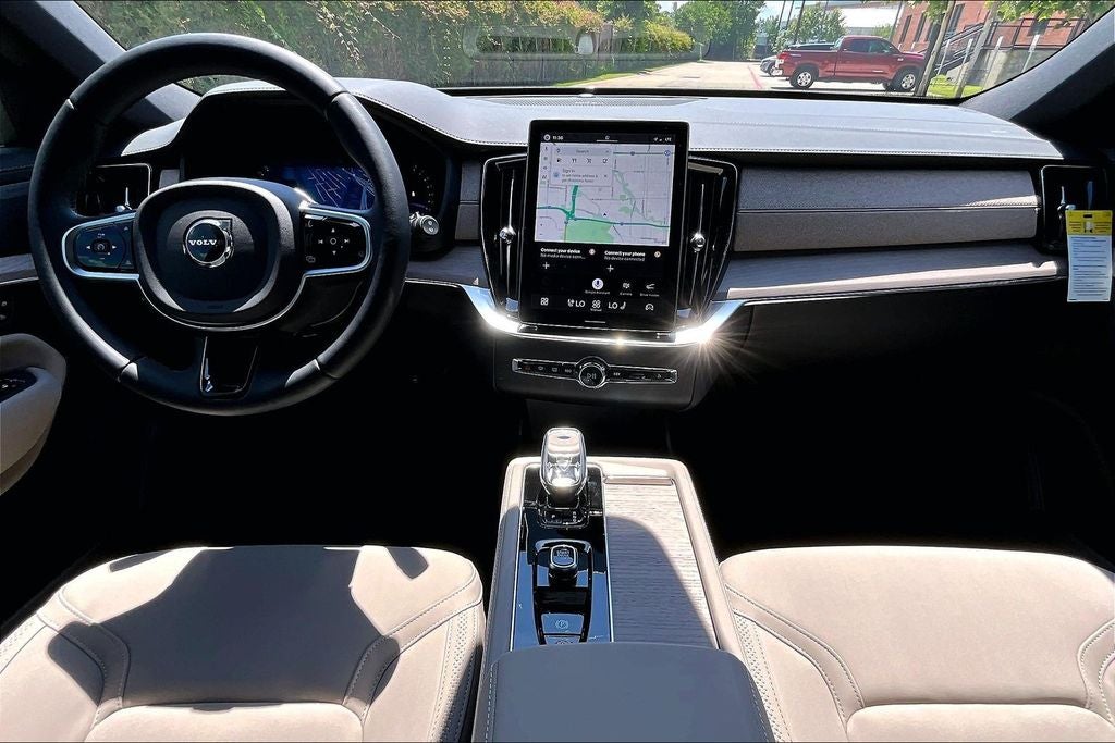 2026 Volvo XC90 B6 Plus 6-Seater