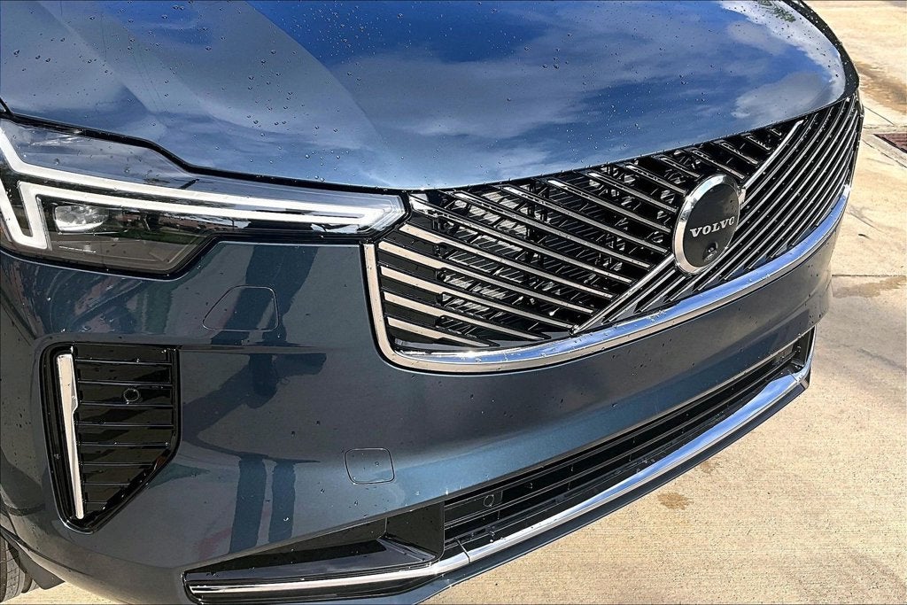 2027 Volvo XC90 B6 Plus 6-Seater