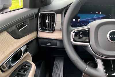 2026 Volvo XC90 B6 Plus 6-Seater