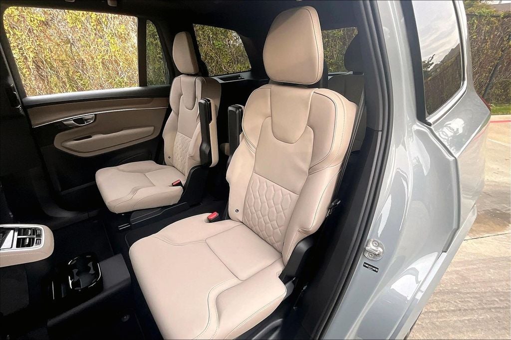 2026 Volvo XC90 B6 Plus 6-Seater