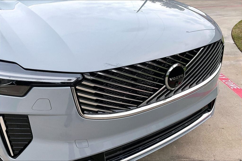 2026 Volvo XC90 B6 Plus 6-Seater