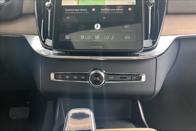 2026 Volvo XC90 B6 Plus 6-Seater
