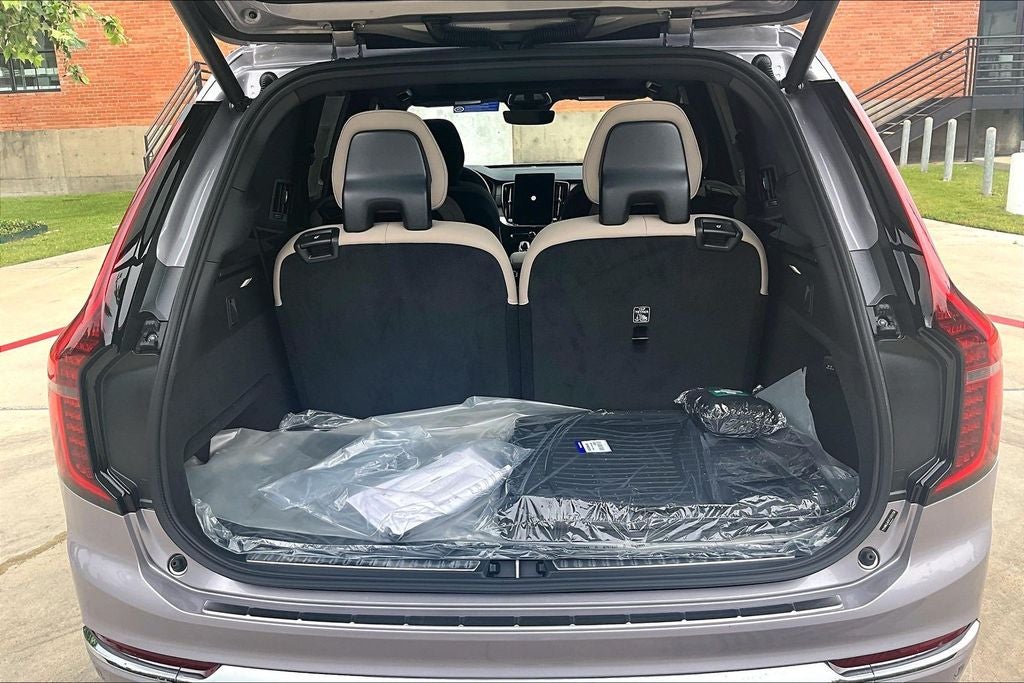 2026 Volvo XC90 B6 Plus 6-Seater