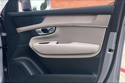 2026 Volvo XC90 B6 Plus 6-Seater