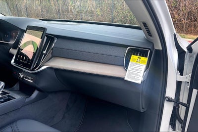 2027 Volvo XC90 B6 Plus 6-Seater