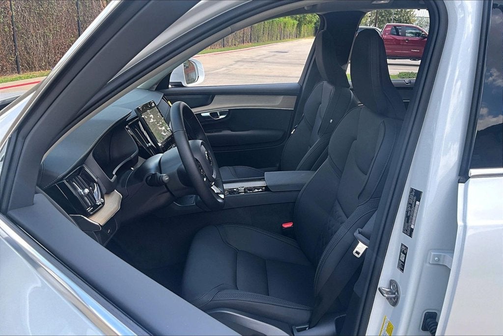 2027 Volvo XC90 B6 Plus 6-Seater