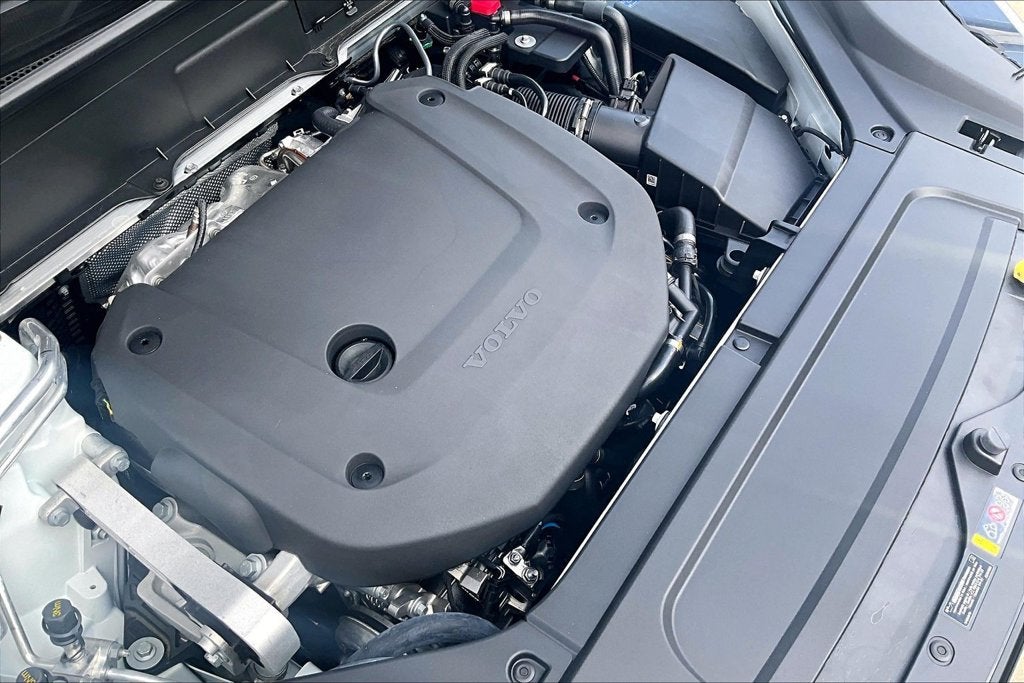 2027 Volvo XC90 B6 Plus 6-Seater