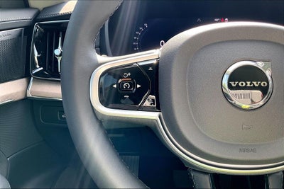 2026 Volvo XC90 B6 Plus 6-Seater