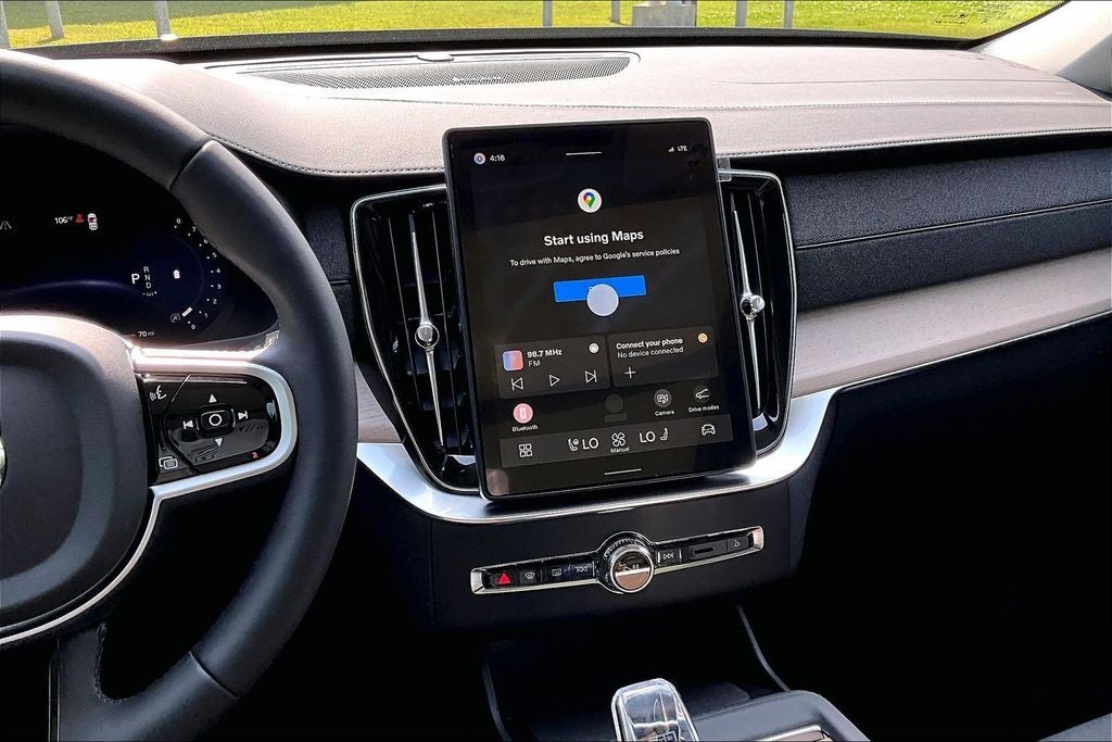 2026 Volvo XC90 B6 Plus 6-Seater