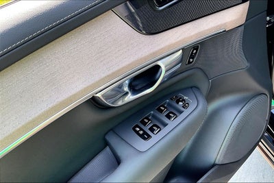 2026 Volvo XC90 B6 Plus 6-Seater