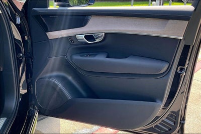 2026 Volvo XC90 B6 Plus 6-Seater