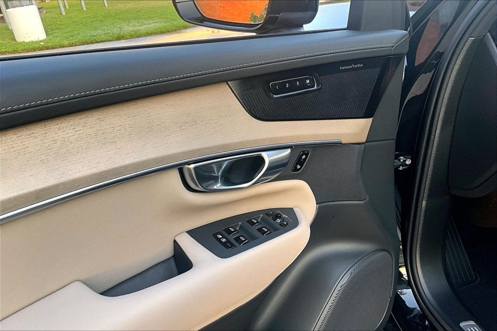 2027 Volvo XC90 B6 Plus 6-Seater