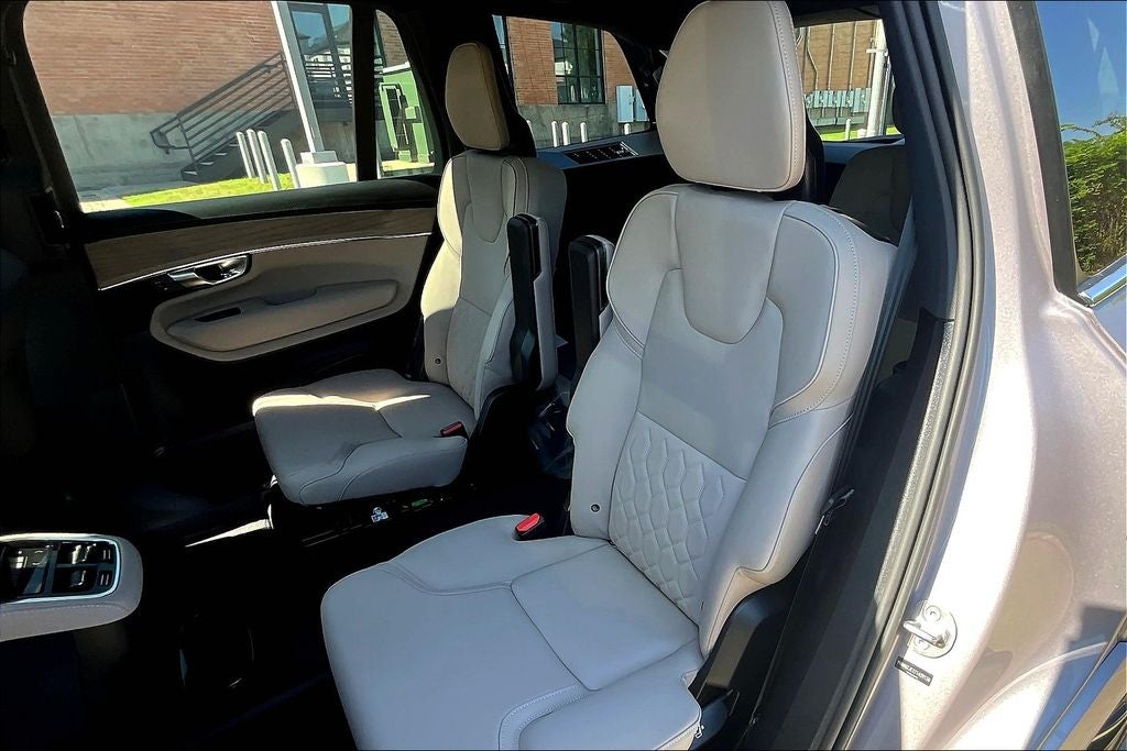 2026 Volvo XC90 B6 Plus 6-Seater