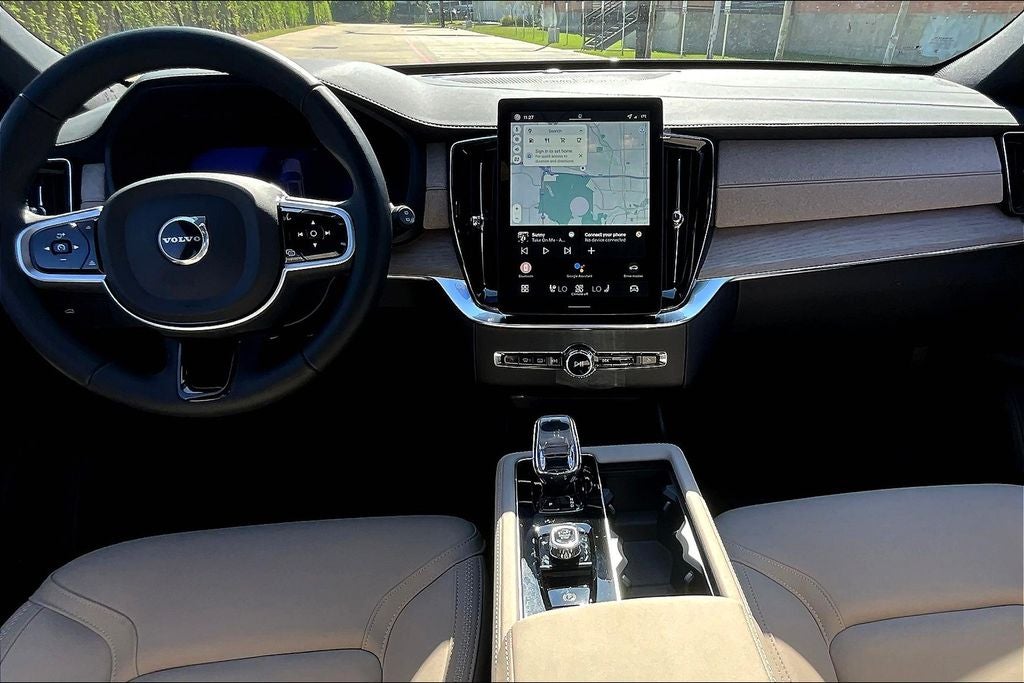 2026 Volvo XC90 B6 Plus 6-Seater