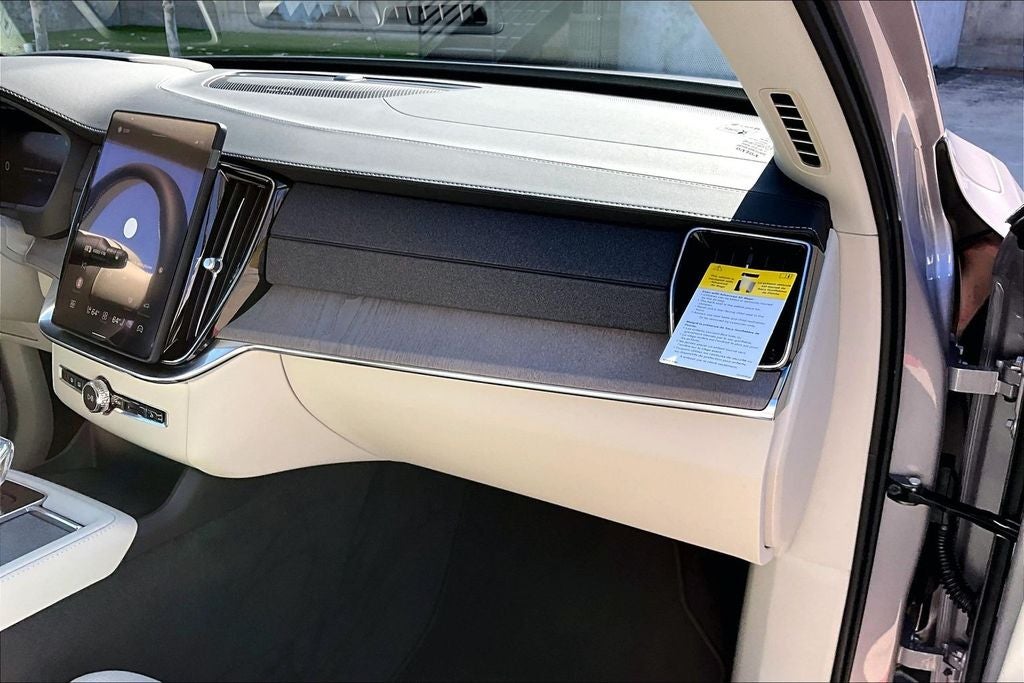 2026 Volvo XC90 B6 Ultra