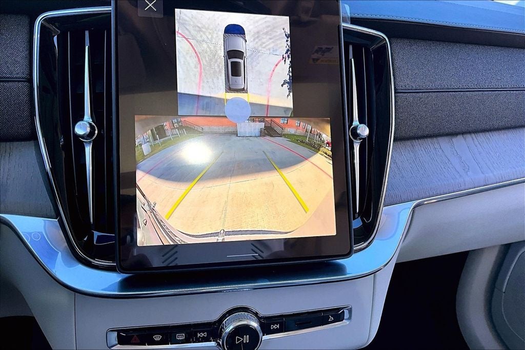 2026 Volvo XC90 B6 Ultra