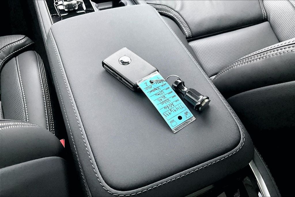 2026 Volvo XC90 B6 Ultra