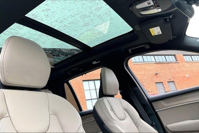 2026 Volvo XC90 B6 Ultra