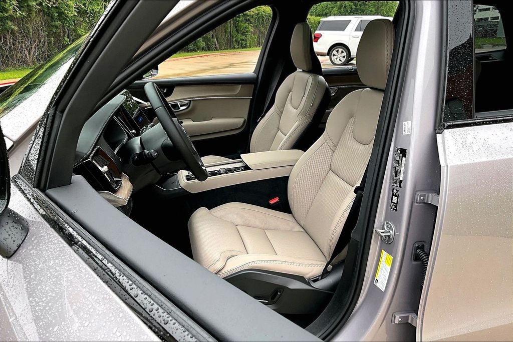 2026 Volvo XC90 B6 Ultra
