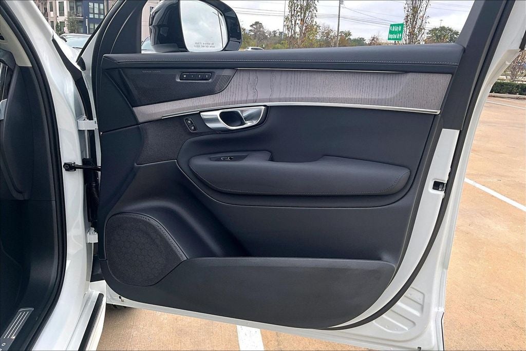 2026 Volvo XC90 B6 Ultra