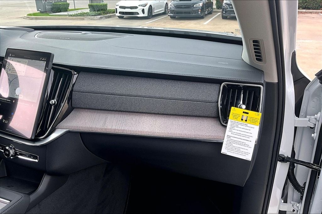 2026 Volvo XC90 B6 Ultra