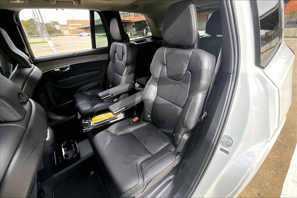 2026 Volvo XC90 B6 Ultra