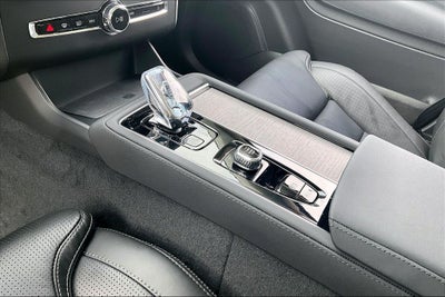 2026 Volvo XC90 B6 Ultra