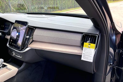 2027 Volvo XC90 B6 Ultra
