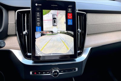 2027 Volvo XC90 B6 Ultra