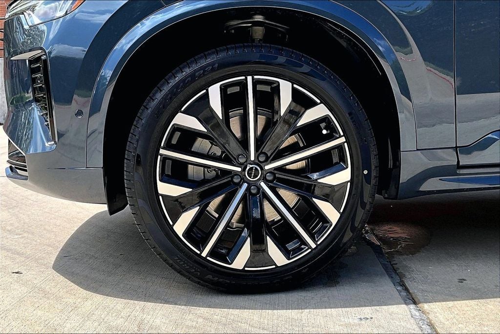 2027 Volvo XC90 B6 Ultra