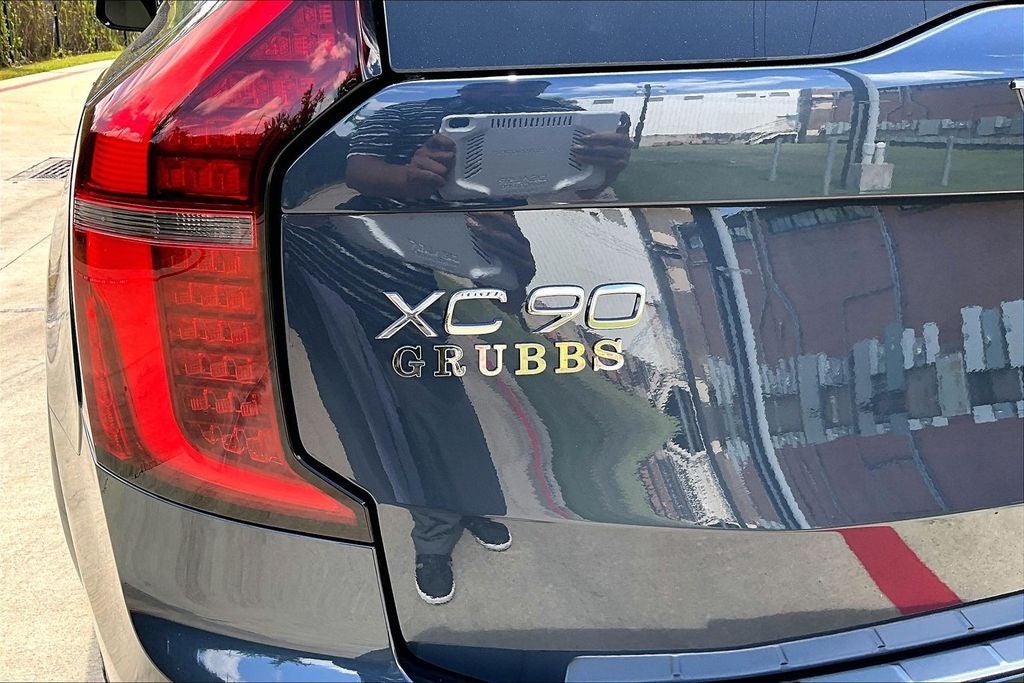 2027 Volvo XC90 B6 Ultra