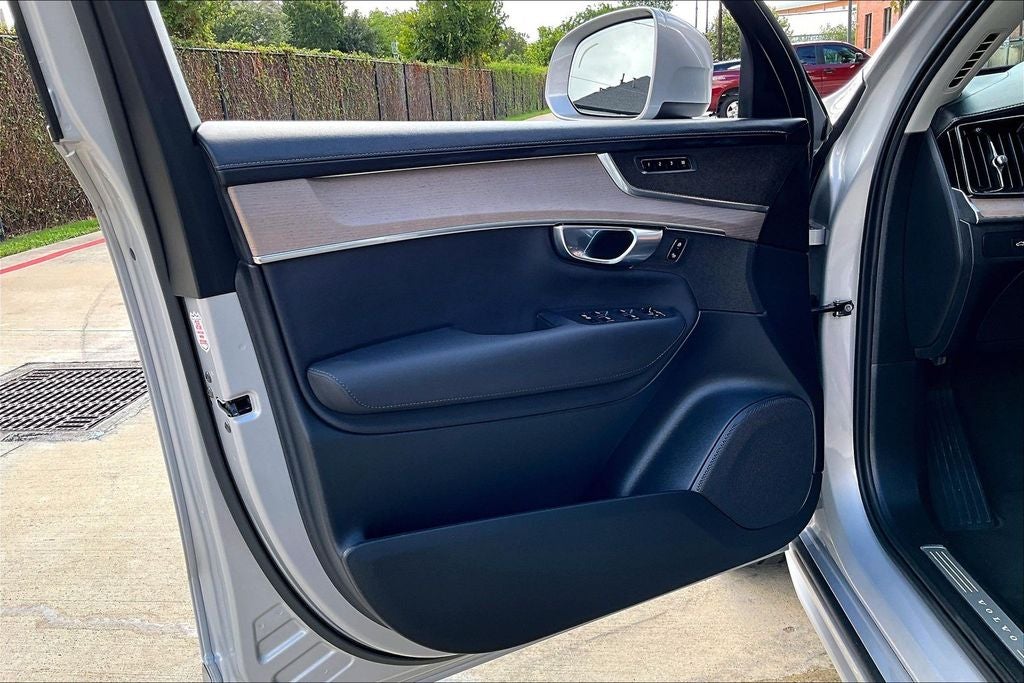 2025 Volvo XC90 B6 Plus 7-Seater 2025.5