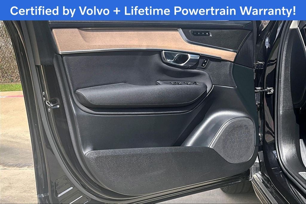 2025 Volvo XC90 B6 Plus 7-Seater 2025.5