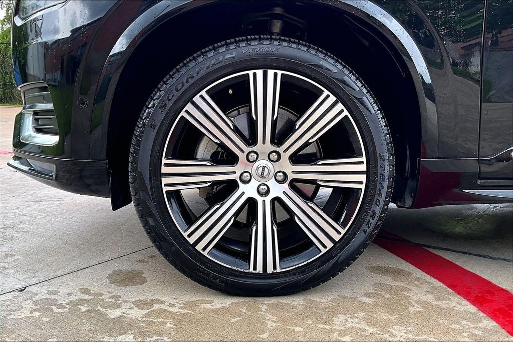 2025 Volvo XC90 B6 Plus 7-Seater