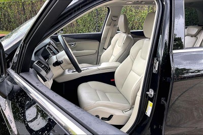2025 Volvo XC90 B6 Plus 7-Seater