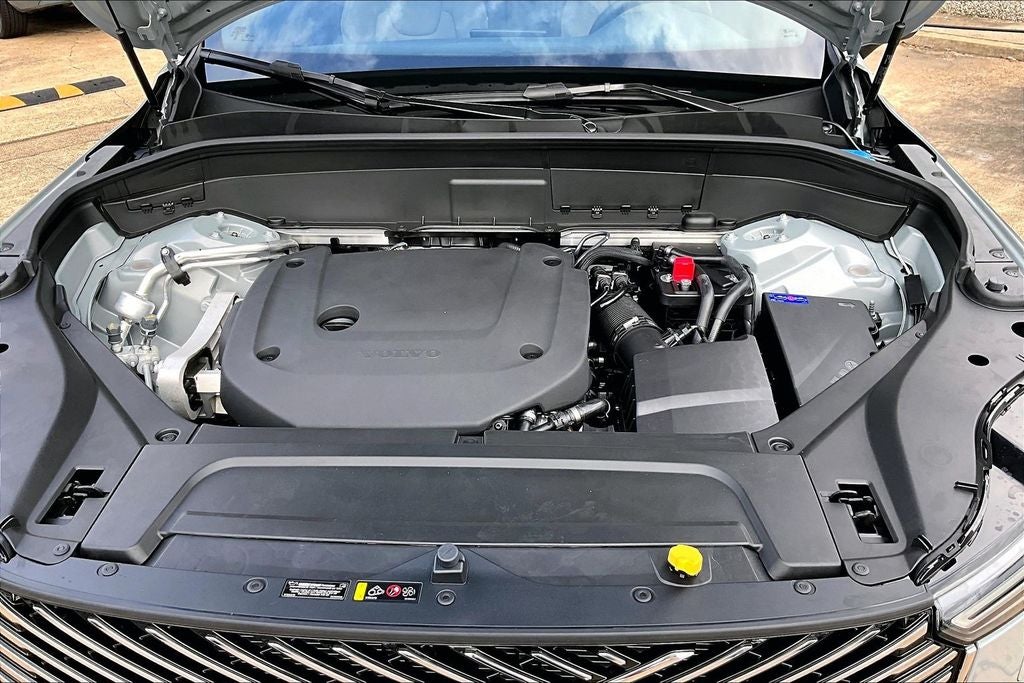 2026 Volvo XC90 B6 Plus 7-Seater