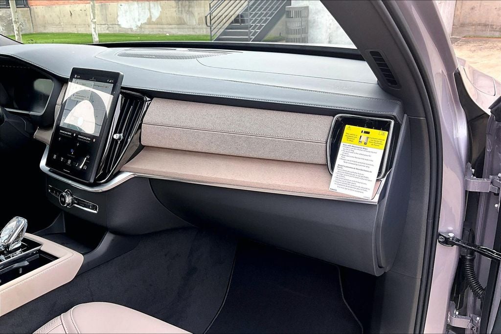 2026 Volvo XC90 B6 Plus 7-Seater