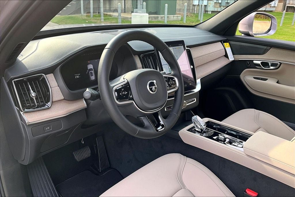 2026 Volvo XC90 B6 Plus 7-Seater