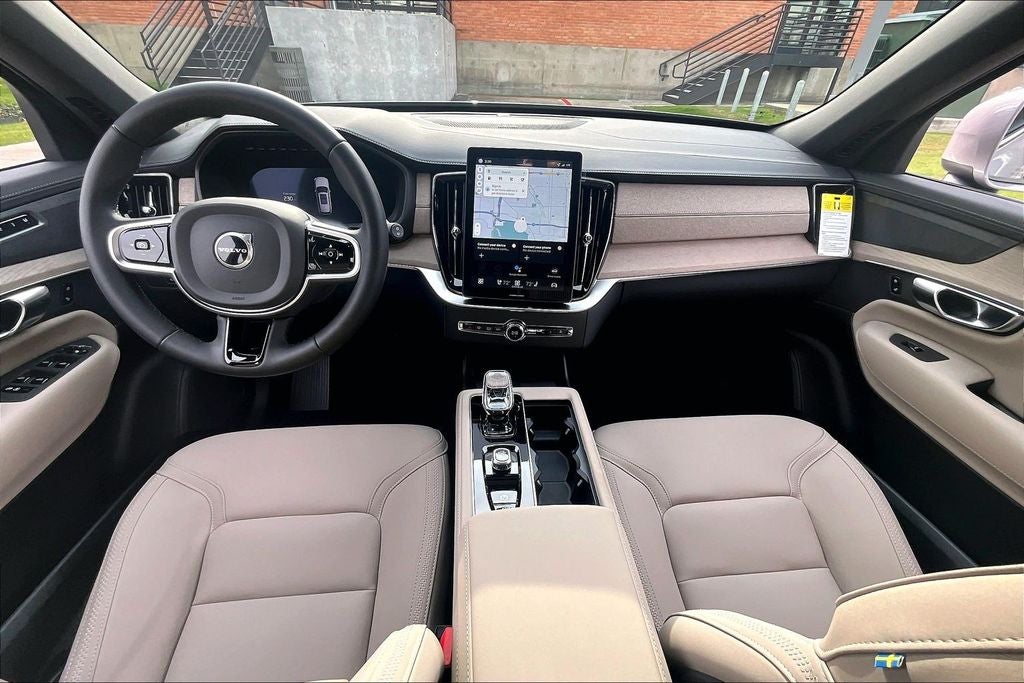 2026 Volvo XC90 B6 Plus 7-Seater