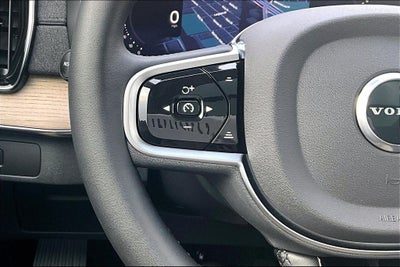 2026 Volvo XC90 B6 Plus 7-Seater