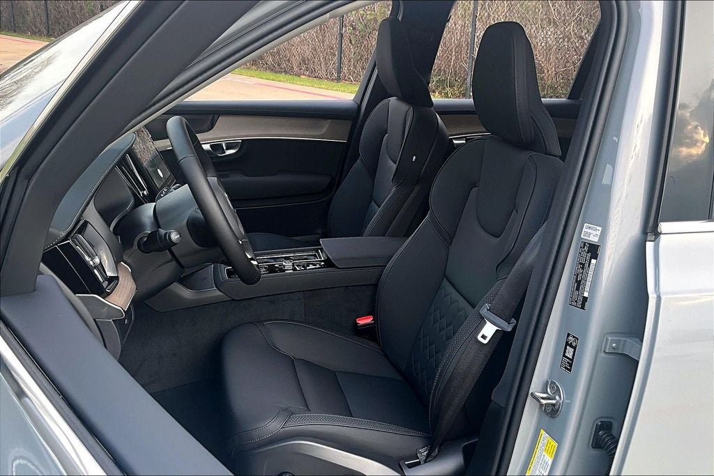 2026 Volvo XC90 B6 Plus 7-Seater