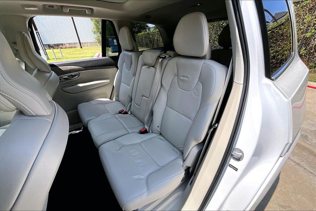 2025 Volvo XC90 B6 Plus 7-Seater
