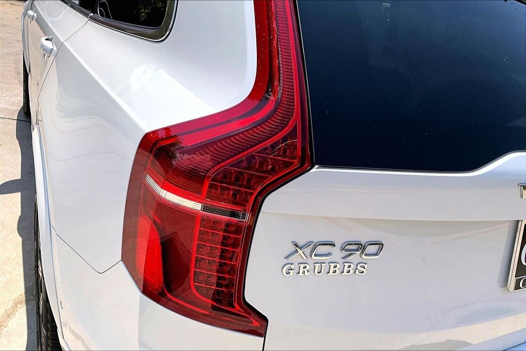 2025 Volvo XC90 B6 Plus 7-Seater