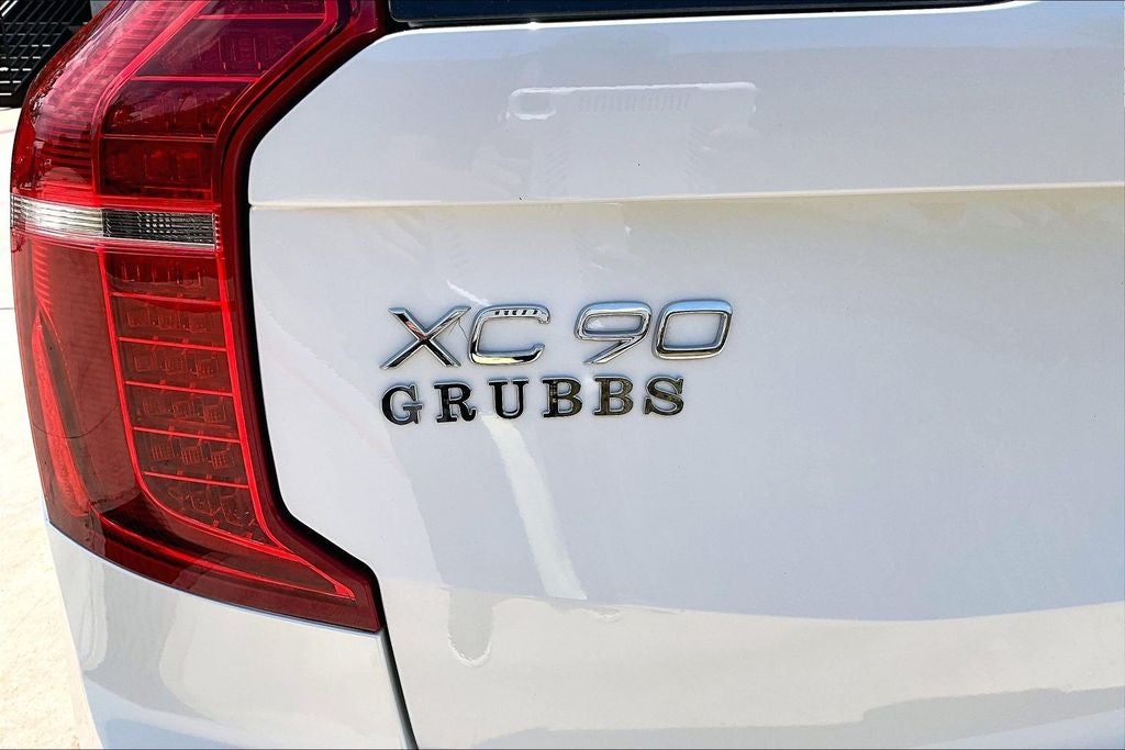 2025 Volvo XC90 B6 Plus 7-Seater